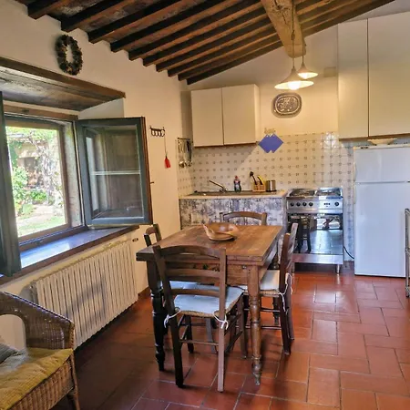 Apartment Pergola At Le Pietraie A With Many Flowers Montecastelli Pisano